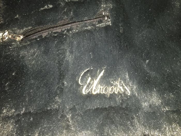 Très belle veste U-topik - photo numéro 3