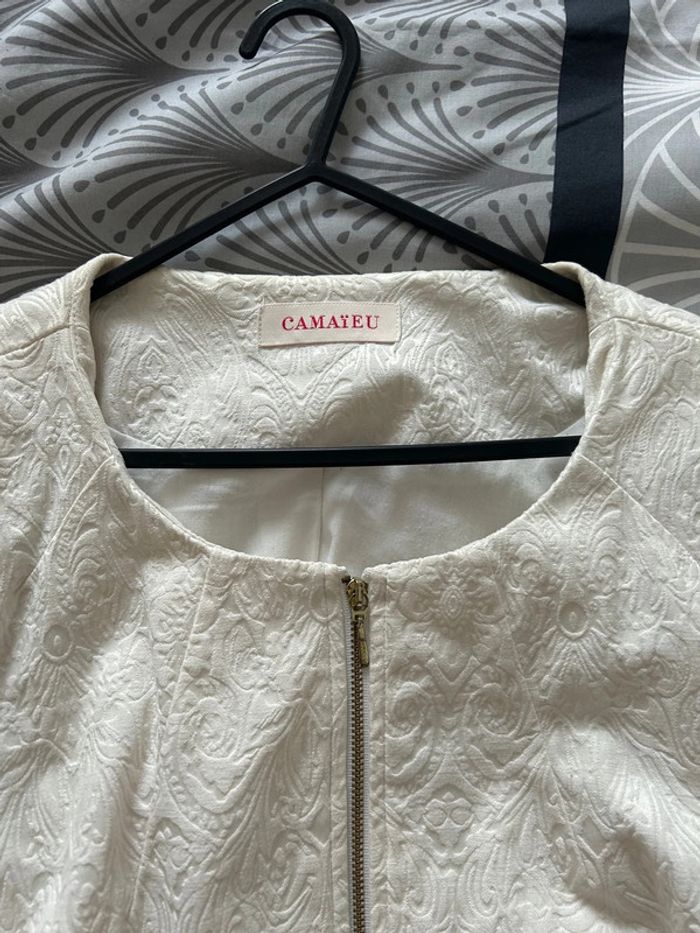 Magnifique veste brodée Camaïeu T44 - photo numéro 6