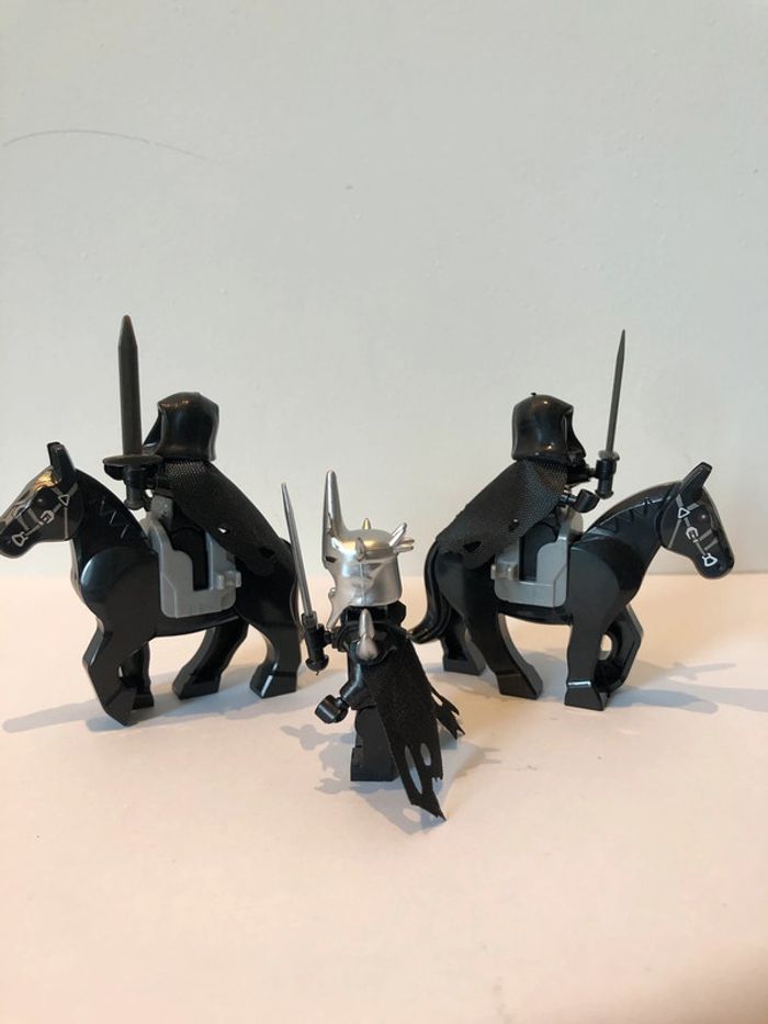 Figurine type lego Roi Angmar et 4 Nazguls à cheval. Le seigneur des anneaux - photo numéro 4