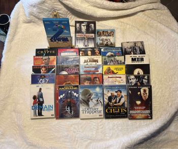 🎬 Lot de 28 DVD – Films, Séries & Dessins animes 
