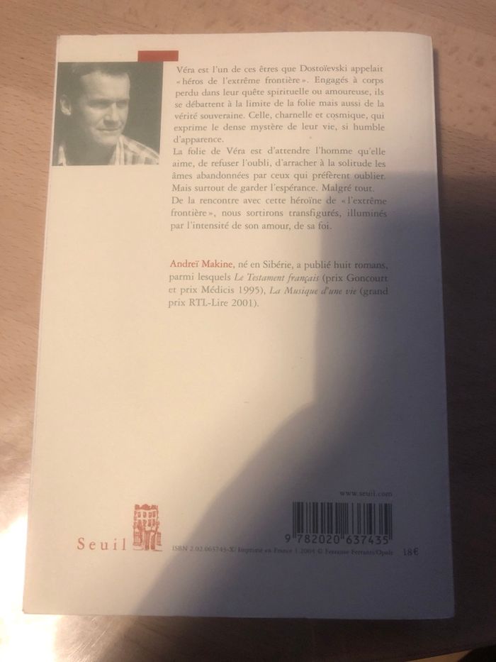 La femme qui attendait - Andrei Makine - photo numéro 2