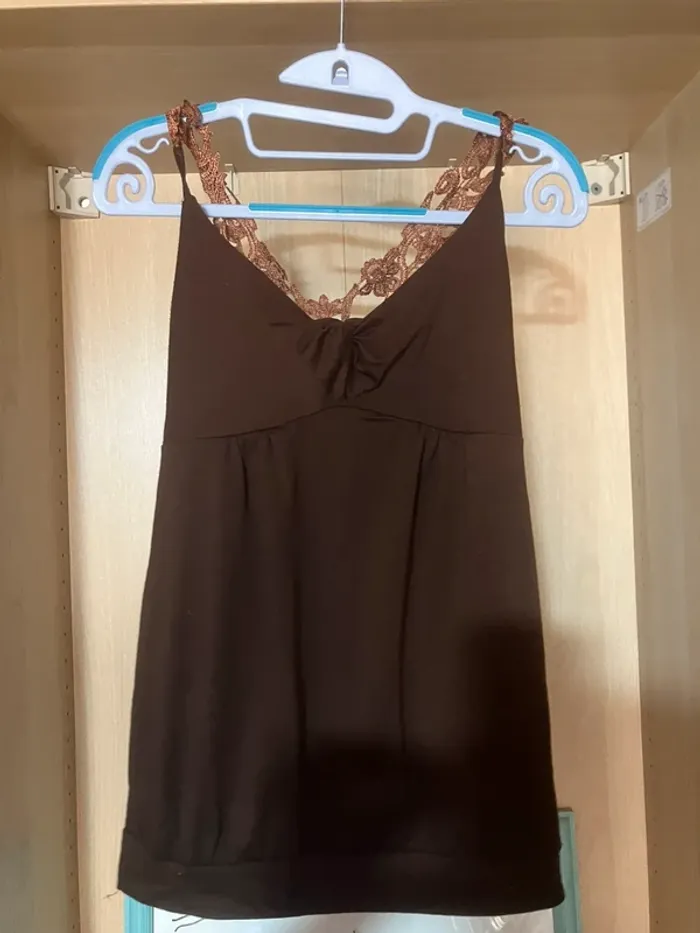 Débardeur dentelle marron @ - photo numéro 2