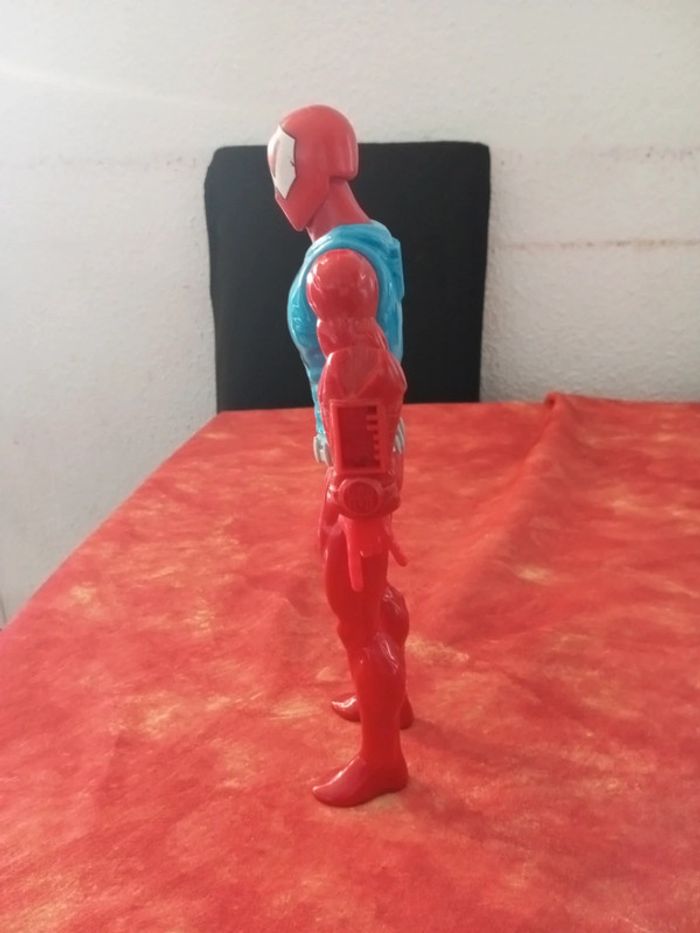 Spider-Man rouge, Scarlet spider, marvel 2016 - photo numéro 5