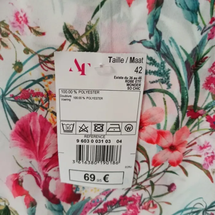 Robe Armand Thierry taille 42 neuve - photo numéro 7