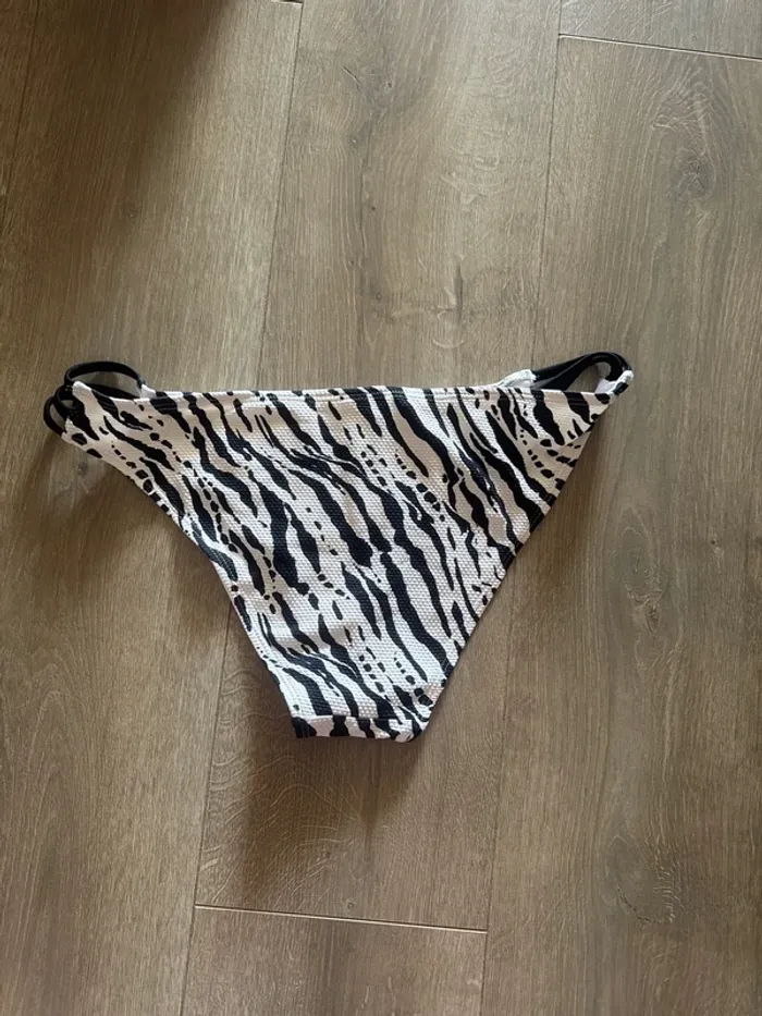 Bas de maillot Primark, taille 42 - photo numéro 6