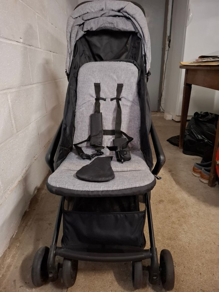 Poussette - photo numéro 2