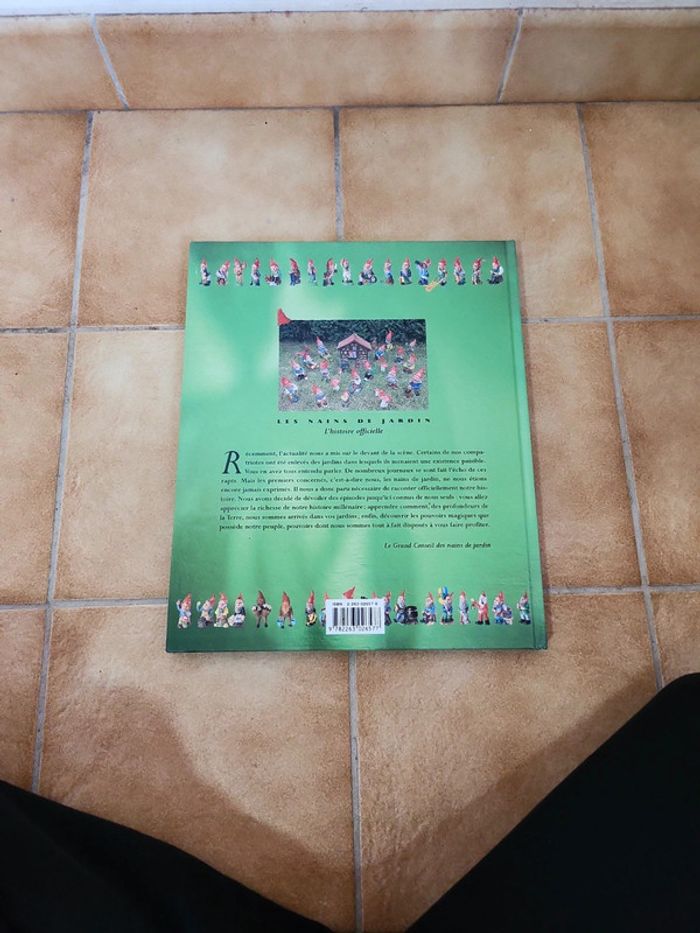 Livre les Nains de Jardin - photo numéro 2