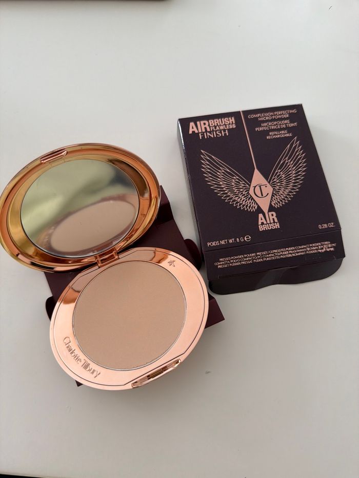Micro poudre perfectrice de tient charlotte tilbury air brush - photo numéro 1