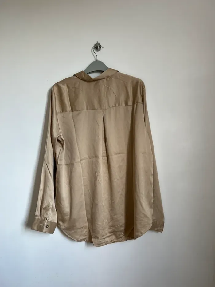 Chemise en satin Only L neuve - photo numéro 10