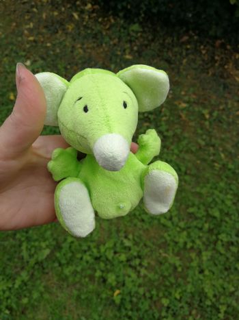 Peluche opossum vert miniature