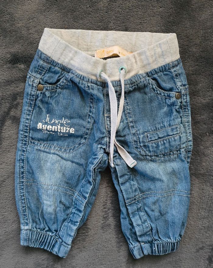 Ensemble pantalon en jean avec son tee-shirt à manches longues - photo numéro 2