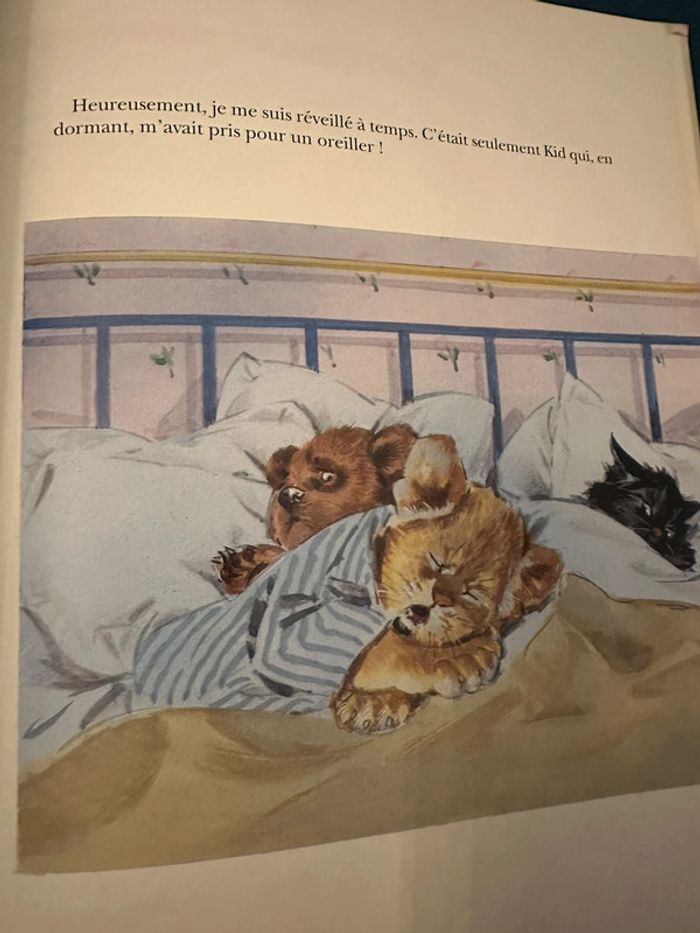 Caroline en Russie Pierre Probst Hachette Jeunesse livre bd reliure rouge édition limitée - photo numéro 5