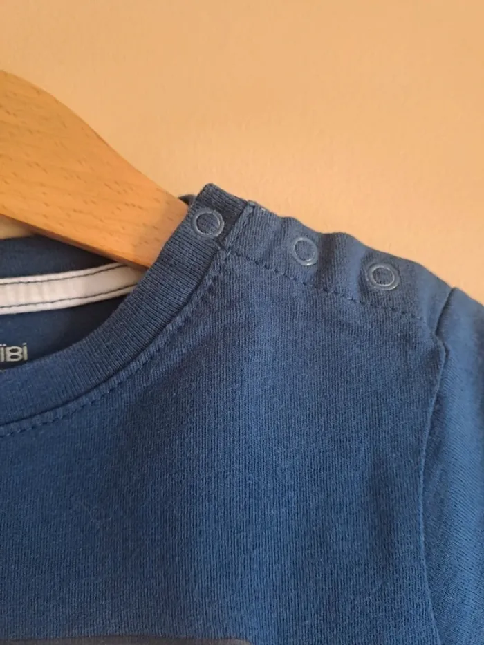 T-shirt bleu garçon comme neuf Obaïbi 23 mois - photo numéro 5