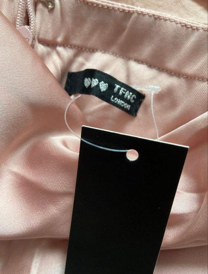 Robe vieux rose style satin - photo numéro 2