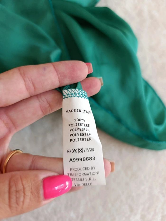 Robe d'été de soirée légère fluide Impérial soyeuse vert émeraude asymétrique classe chic - photo numéro 10