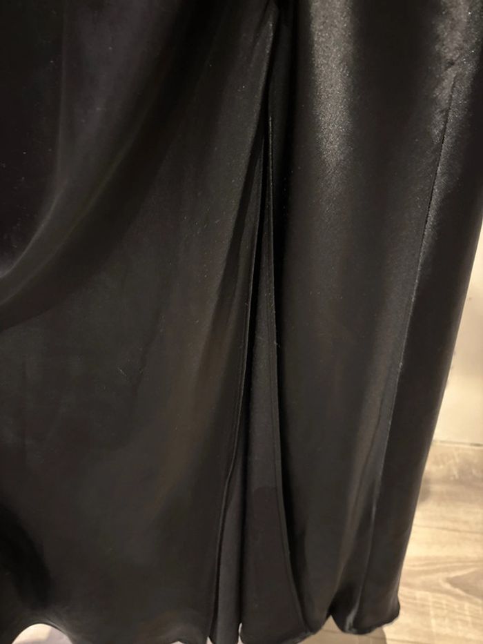 Robe longue noire - photo numéro 4