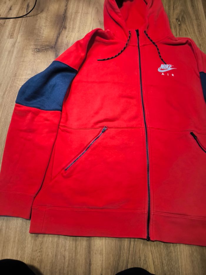 Veste Nike à capuche, taille L, très bon état 👌 - photo numéro 6