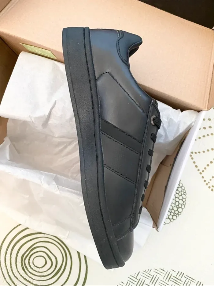 Baskets Redskins homme – Taille 41 – Noir – Neuf avec étiquette - photo numéro 11