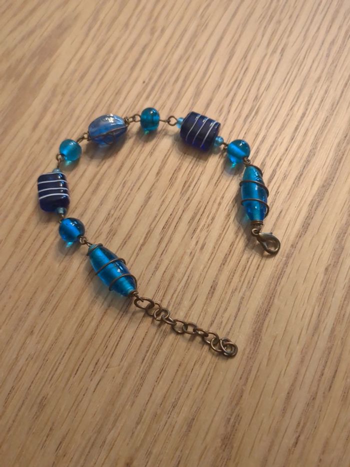 Bracelet de perles bleues - photo numéro 3