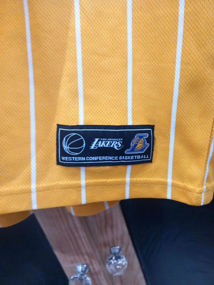 T-shirt lakers taille m - photo numéro 2