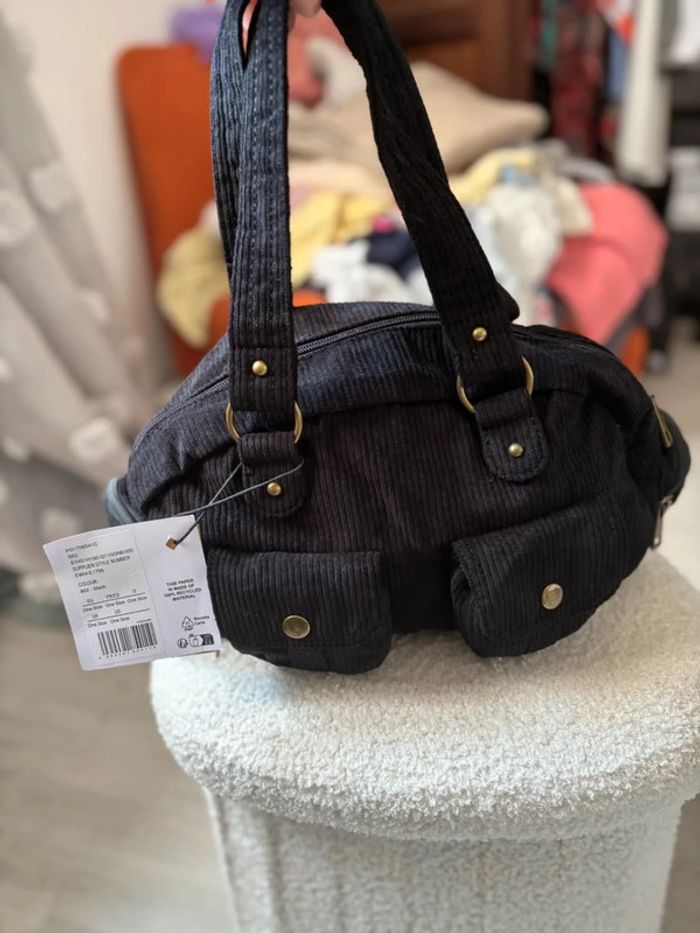 Sac à main noir en velours côtelé - photo numéro 2
