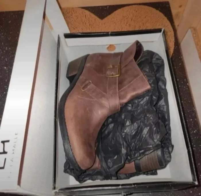 Boots en cuir neuve 39 - photo numéro 6