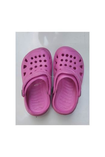 Paire de sabots plastiques type crocs rose T18