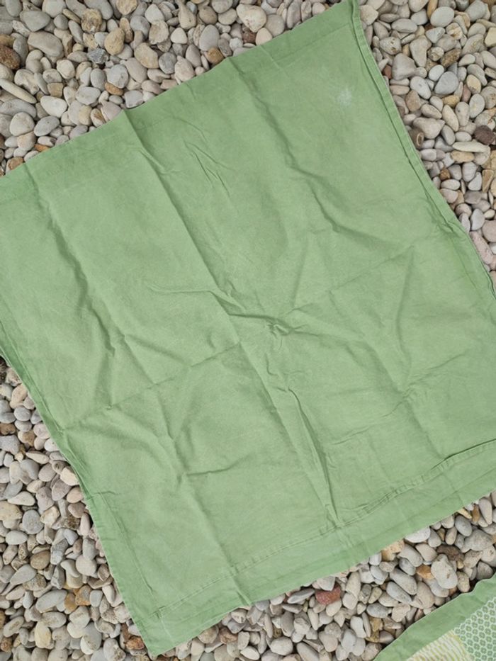 Taies d'oreiller 60*60 - photo numéro 3