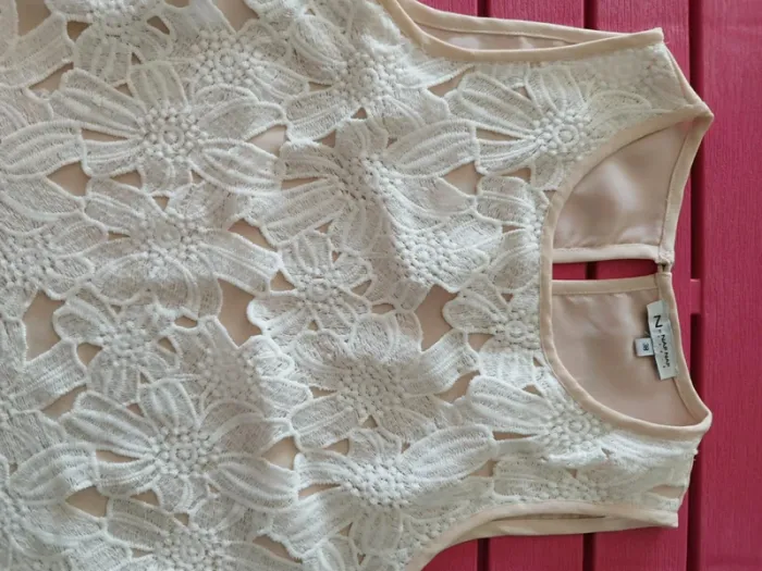 Blouse courte sans manches broderie fleurs nafnaf - photo numéro 3