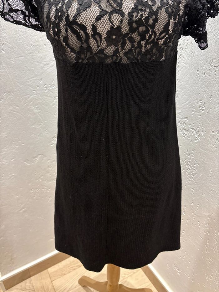 Robe noire - photo numéro 2