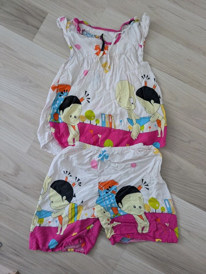 Donne cette petite tenue été