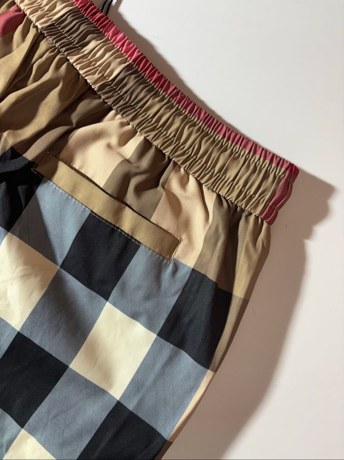 Short Burberry - photo numéro 7