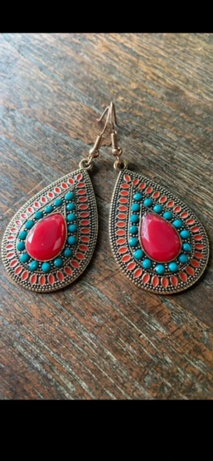 Magnifiques boucles d’oreilles avec pierres et turquoise - photo numéro 2