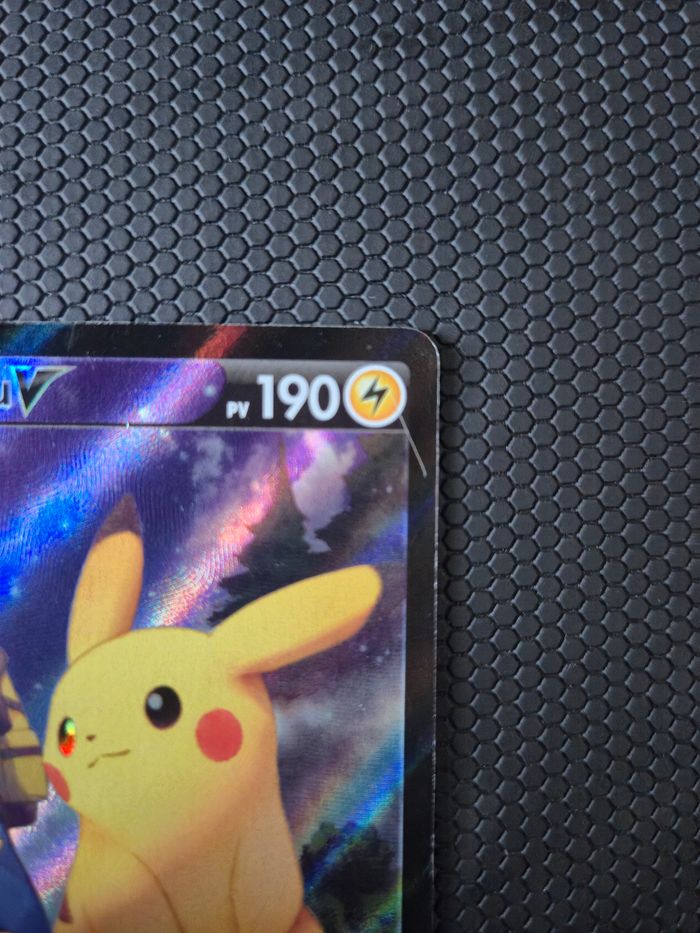 Pikachu v tg15/tg30 fr avec défaut - photo numéro 3