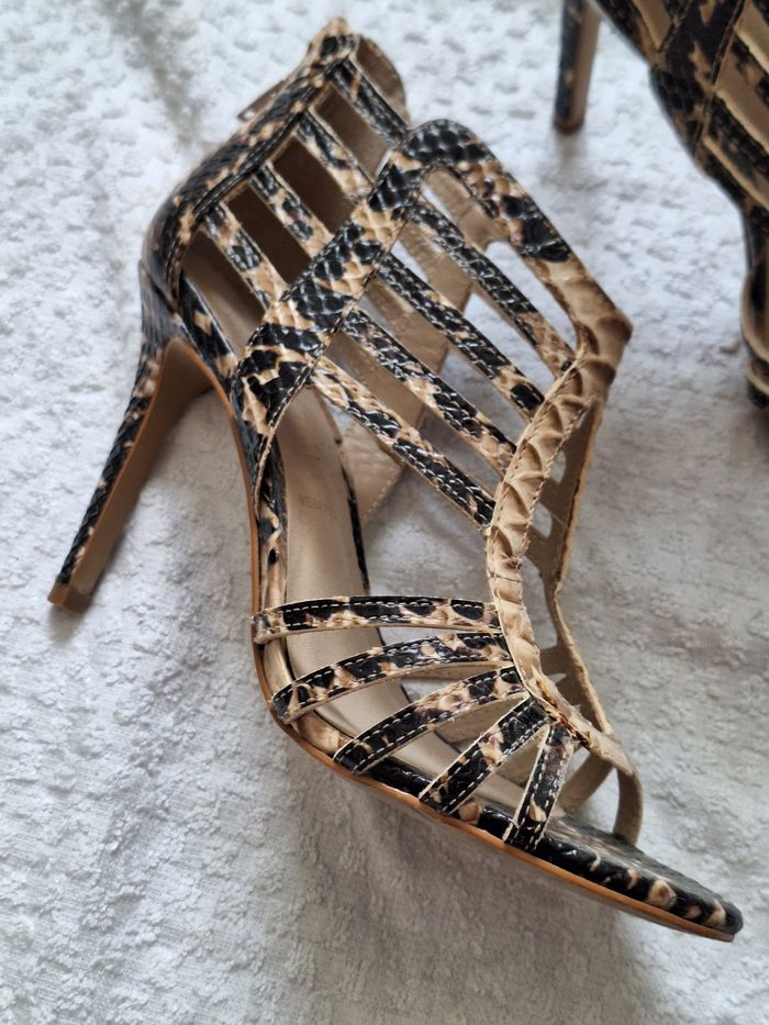 Chaussures été à talons  cuir - photo numéro 3