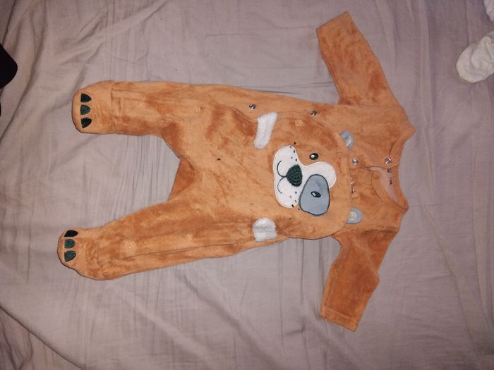 Lot pyjamas et bodies hiver - photo numéro 9