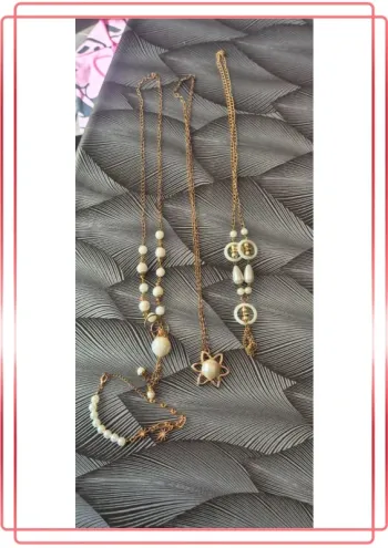 Colliers et bracelet