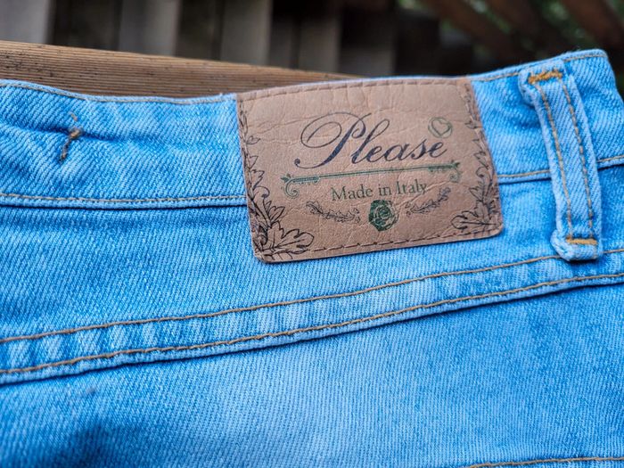 Superbe jeans 👖 Please effet délavé, troué avec dentelle taille Medium (38/40) - photo numéro 10
