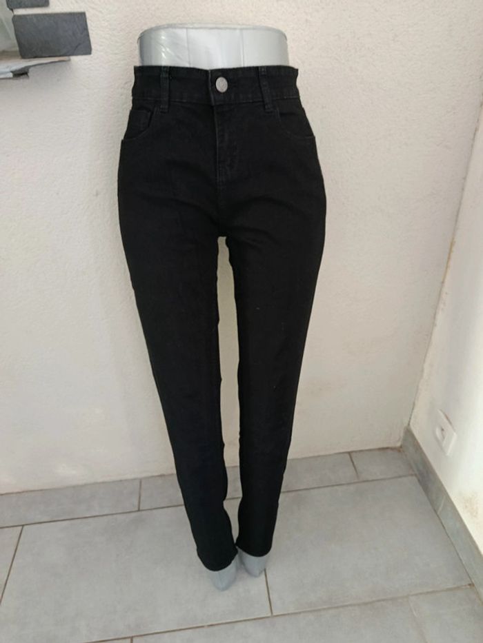 Pantalon noir femme Kiabi taille 38