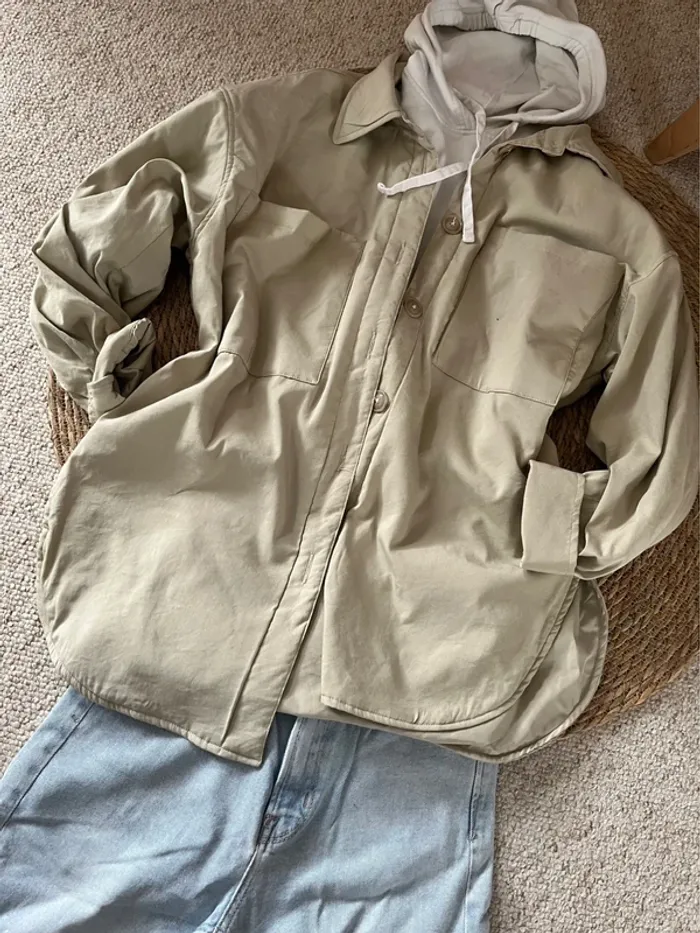 Sur chemise / Veste - photo numéro 3