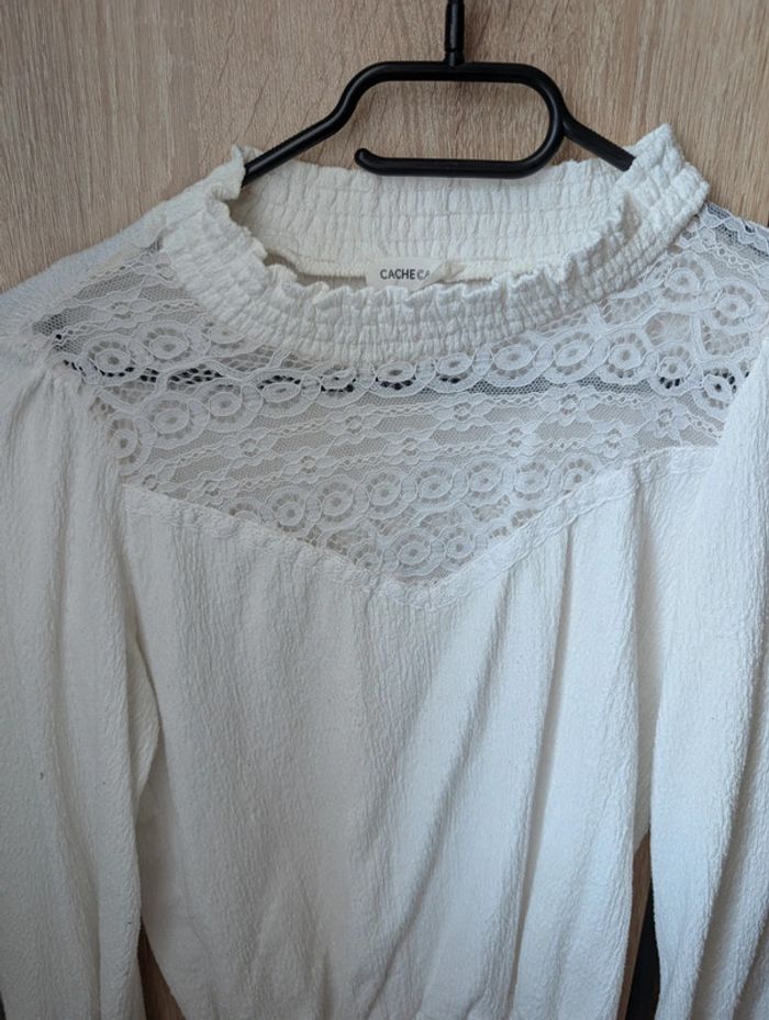 Blouse blanche dentelle femme taille S - photo numéro 2