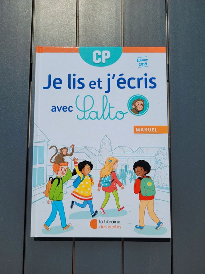 Je lis et j'écris avec Salto CP
