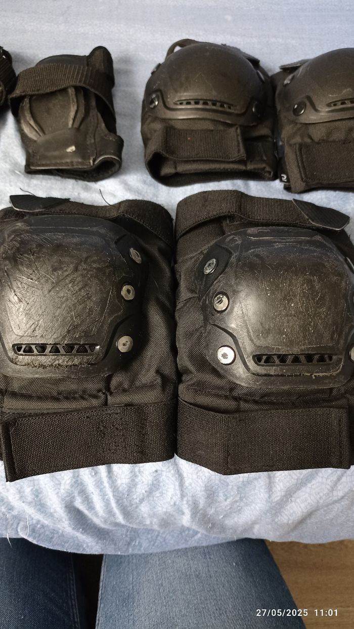 Roller et protection Oxelo Decathlon 35-38 - photo numéro 9