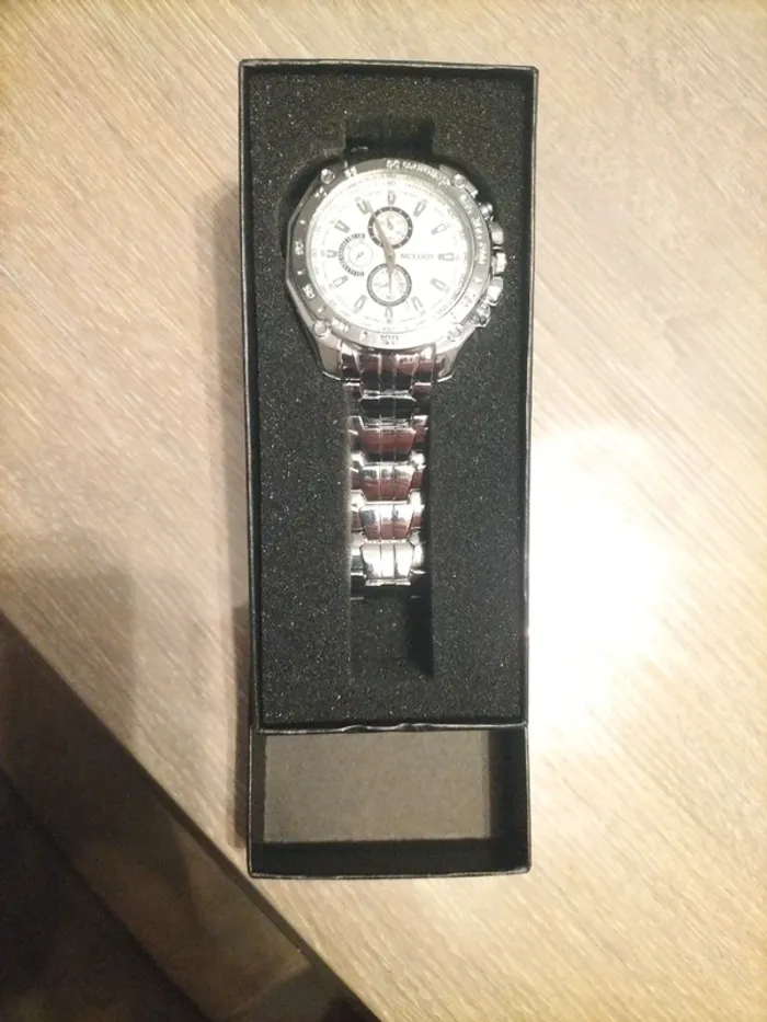 Montre neuve