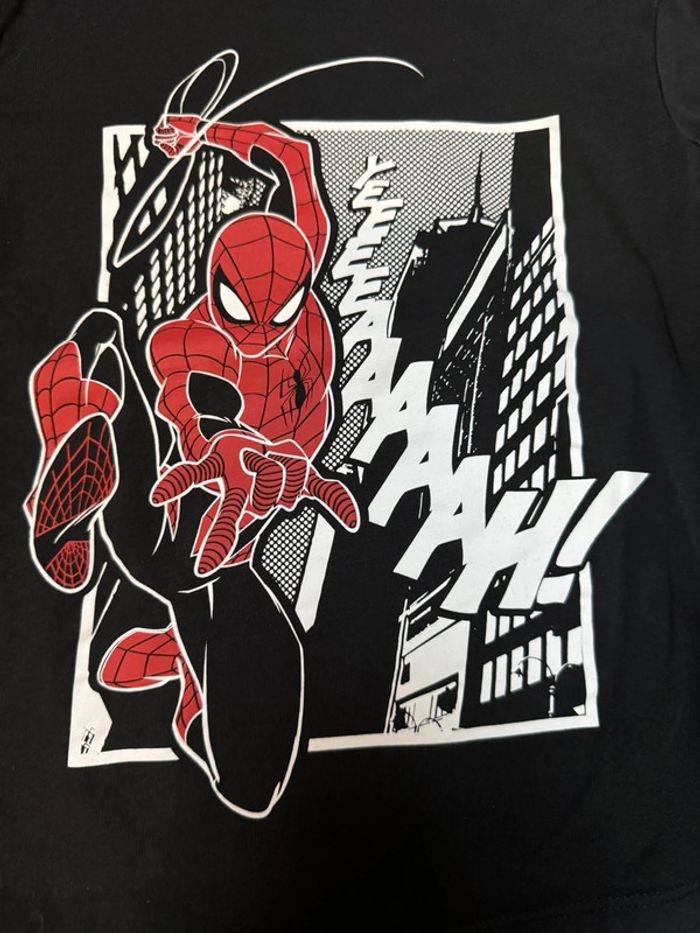 TEE shirt manches longues Spiderman 6 ans - photo numéro 3