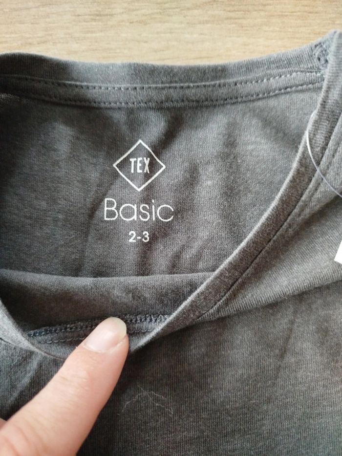Robe grise taille 2/3ans - photo numéro 3