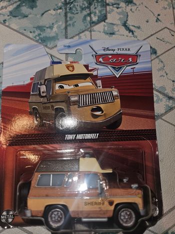 Voiture cars disney mattel metal neuf cars disney pixar mattel