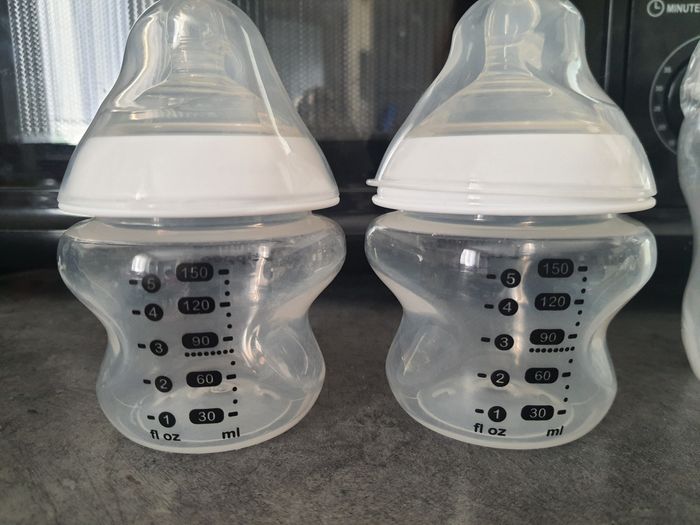 Lot 4 biberons Tombée Tippee
