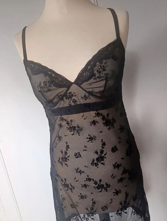 robe lingerie nuisette dentelle transparente Noir fleuri taille m 38 - photo numéro 5