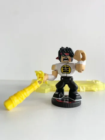 Figurine akedo + manette